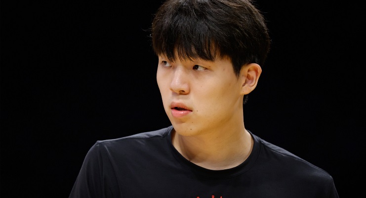 美媒：杨瀚森现在比不了克林根 开拓者多输球才能保留明年选秀权