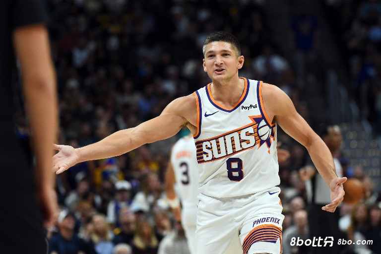 格雷森·阿伦恶犯?杰伦威:我们都领先40分了 他生涯一直这么做